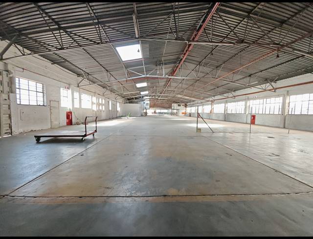 7,800M² FACTORY TO LET IN BOOYSENS